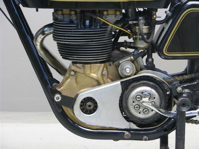 AJS-1952-7R-Boy-Racer-4a