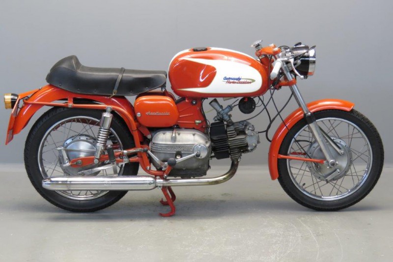 Aermacchi-1962-2608-1
