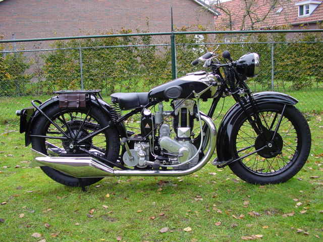 Ariel-1931-VF31-s-1
