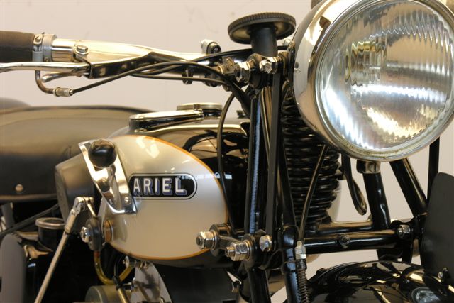 Ariel-1932-M2F32-7