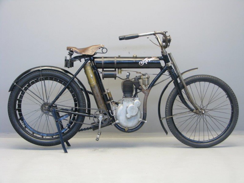 Armac-1910-2