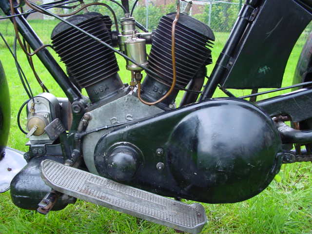 BSA-1925-Twin-1000-z-4