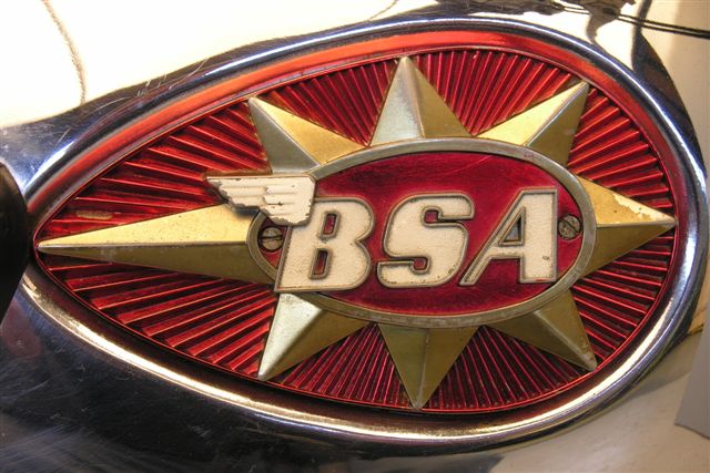 BSA-1967-Lightning-6