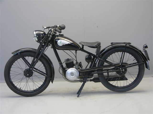 DKW-1938-RT100-w-2