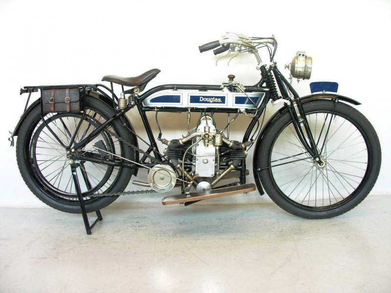 Douglas-1915-350-y-1