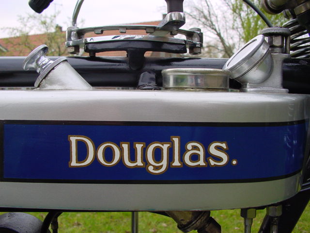 Douglas-1920-Austr-6