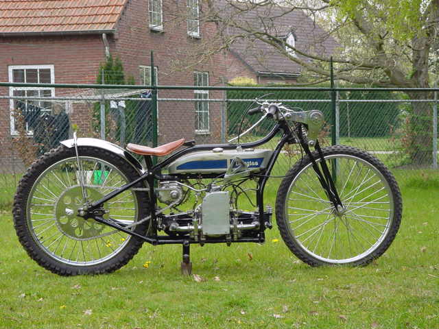 Douglas-1928-DT-austr-1