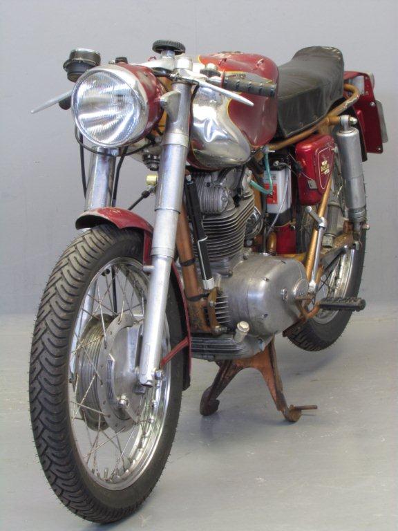 Ducati-1960-elite-md-6
