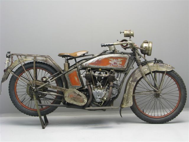 Excelsior-1916-model-16-1