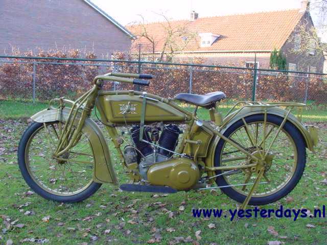 Excelsior-1918-twin-CPa-2