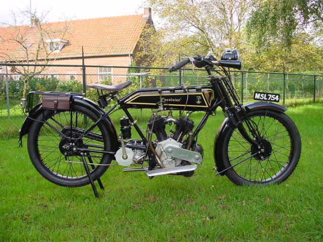 Excelsior-1922-twin-BR-1