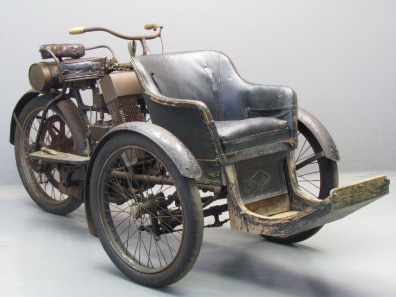 Griffon-1905-tricycle-1