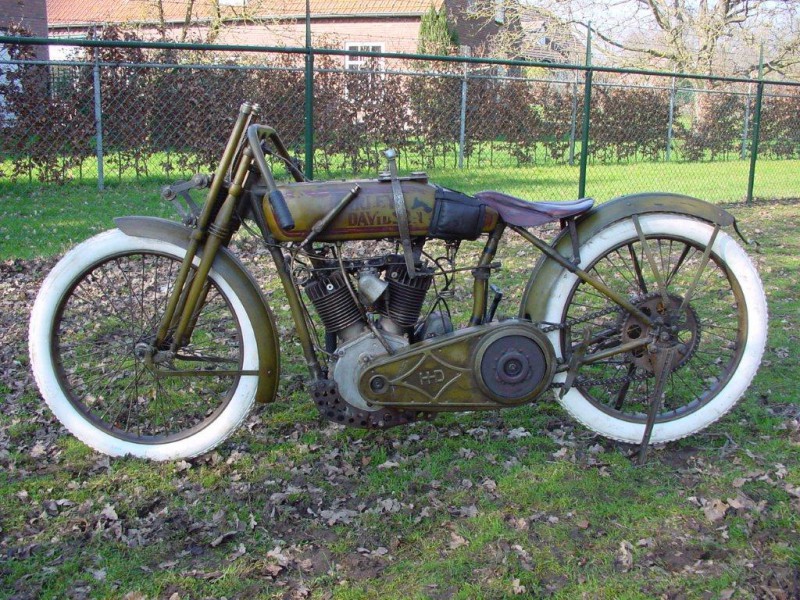 Harley-Davidson-1925-25FHAC-y-2