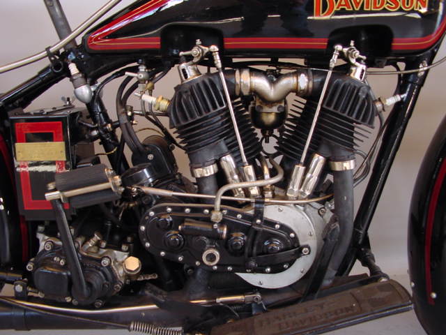 Harley-Davidson-1927-27J-3