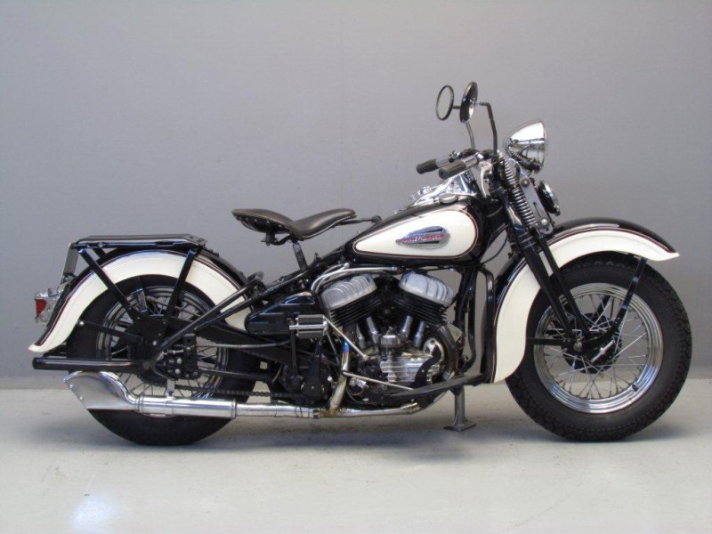 Harley-Davidson-1940-WLA-v-1