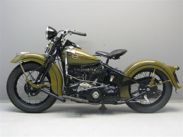 Harley-Davidson-1947-Knucklehead-HB-2