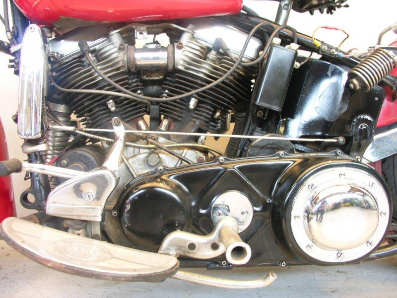 Harley-Davidson-1953-Hydraglide-DS-4