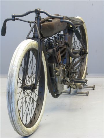 Indian-1915-boardtrackracer-7