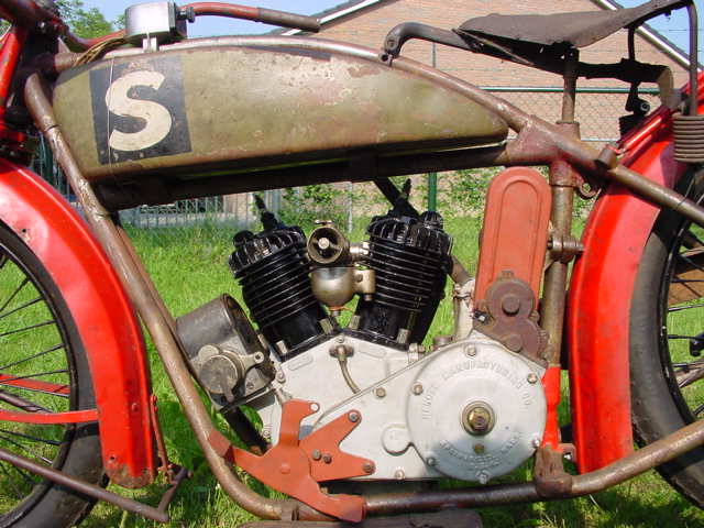 Indian-1923-Scout-austr-4
