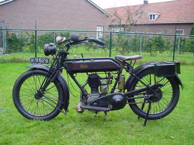 James-1915-VM-2