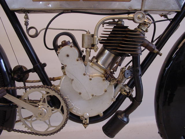 Moto-Geneve-1910-JT-3