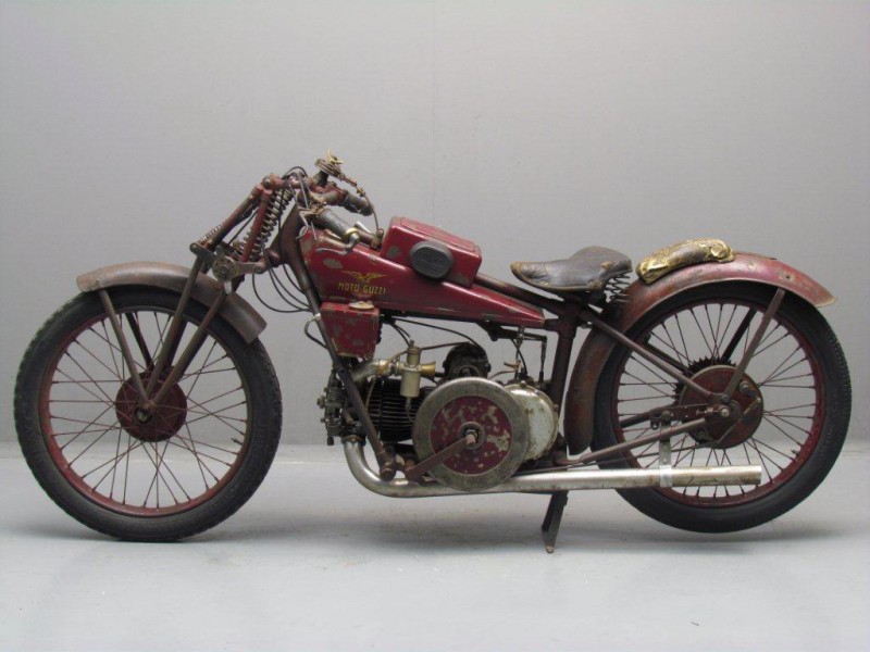 Moto-Guzzi-1929-2VT-2