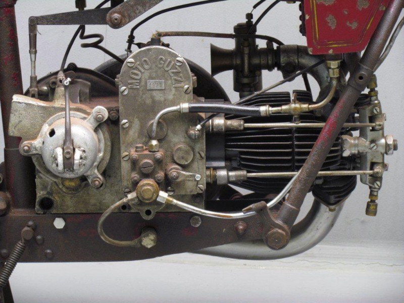 Moto-Guzzi-1929-2VT-3