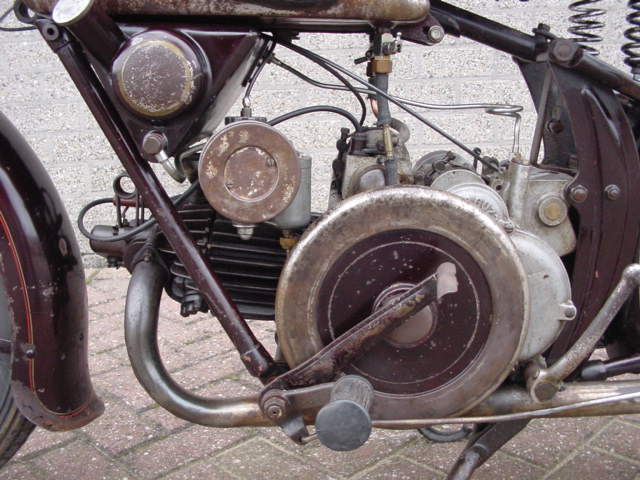 Moto-Guzzi-1934-Regida-S-Fr-4