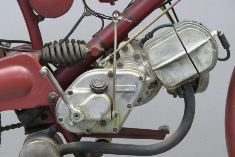 Moto-Guzzi-1950-Guzzino-2612-2