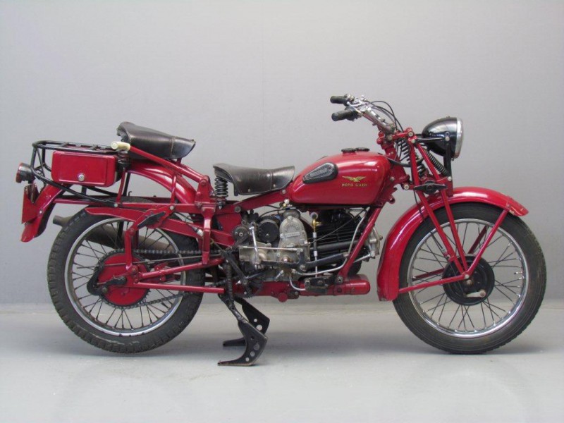 Moto-Guzzi-1954-superalce-1