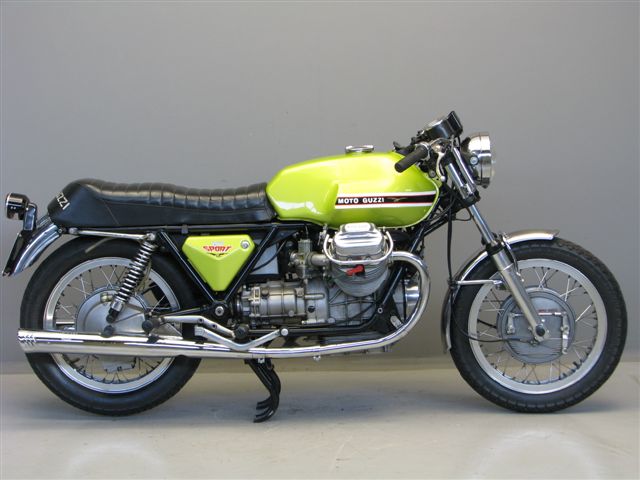 Moto-Guzzi-V7-1972-1