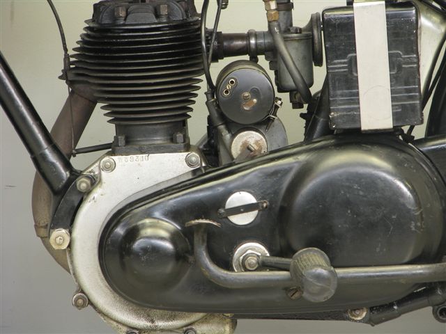 Norton-16H-1939-4