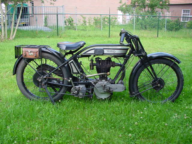 Norton-1924-M18-cr-1
