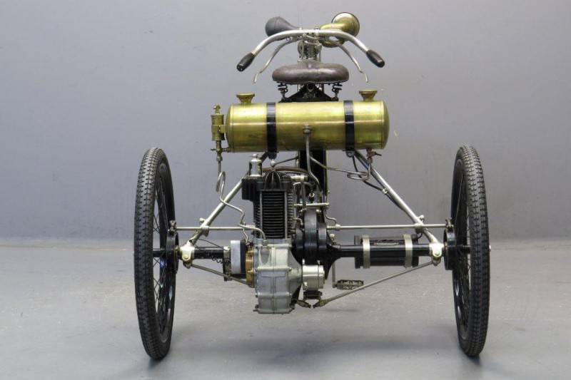 Phebus-1902-tricycle-b-5