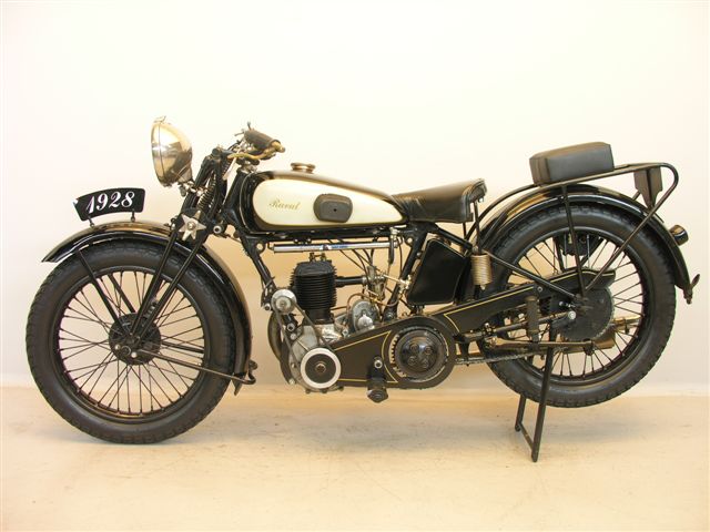 Ravat-1928-ER21-RvH-2