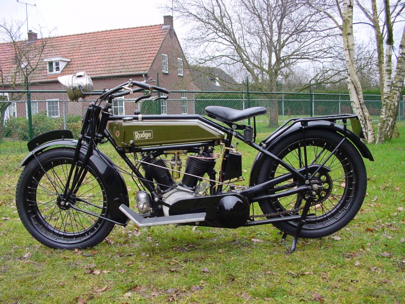 Rudge-1923-twin-2