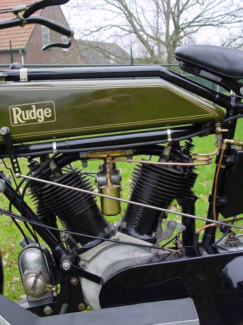 Rudge-1923-twin-4