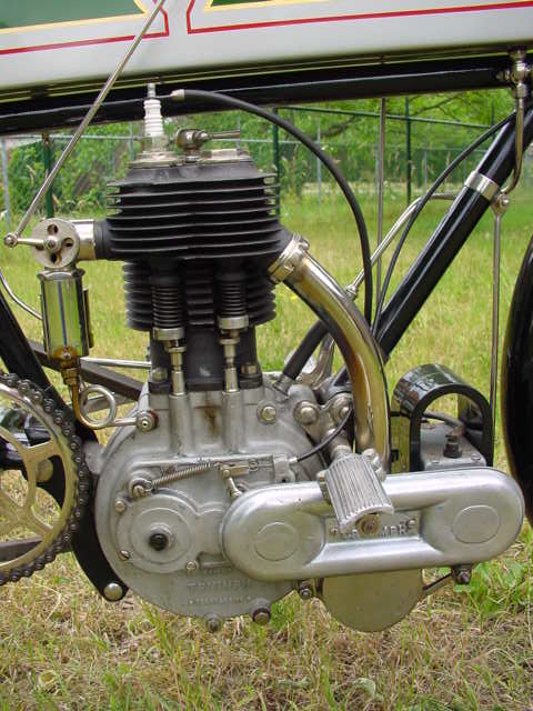 Triumph-1907-de-3