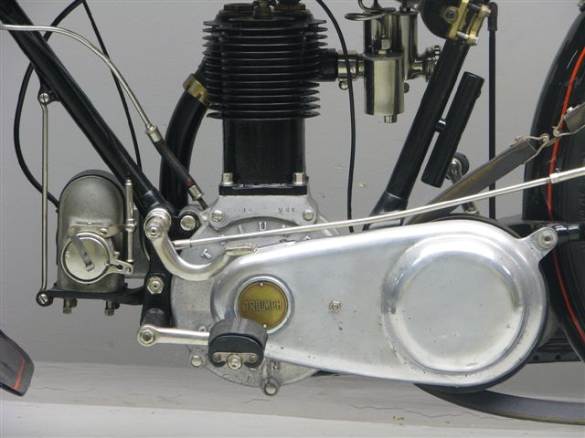 Triumph-1920-H-4