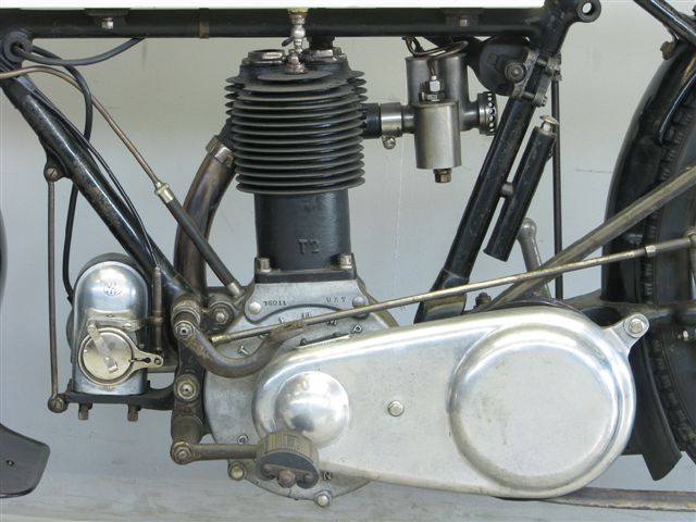 Triumph-1921-H-4