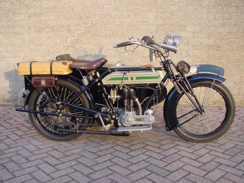 Triumph-1922-SD-jdu-1