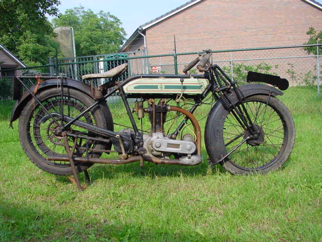 Triumph-1924-Ric-bv-1