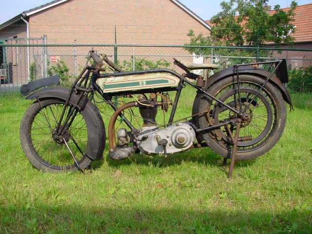 Triumph-1924-Ric-bv-2