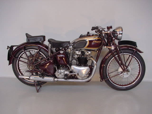 Triumph-1937-Speed-twin-1