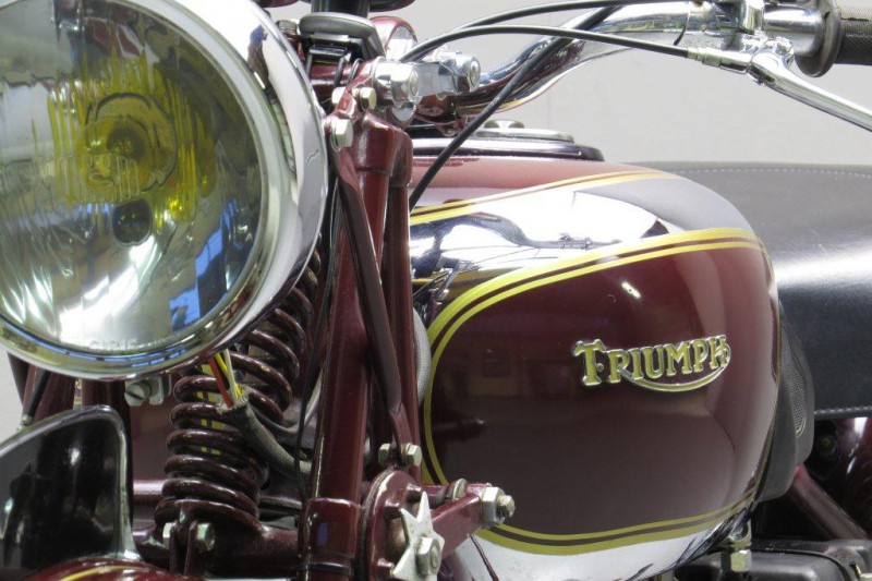 Triumph-1939-Speedtwin-he-7