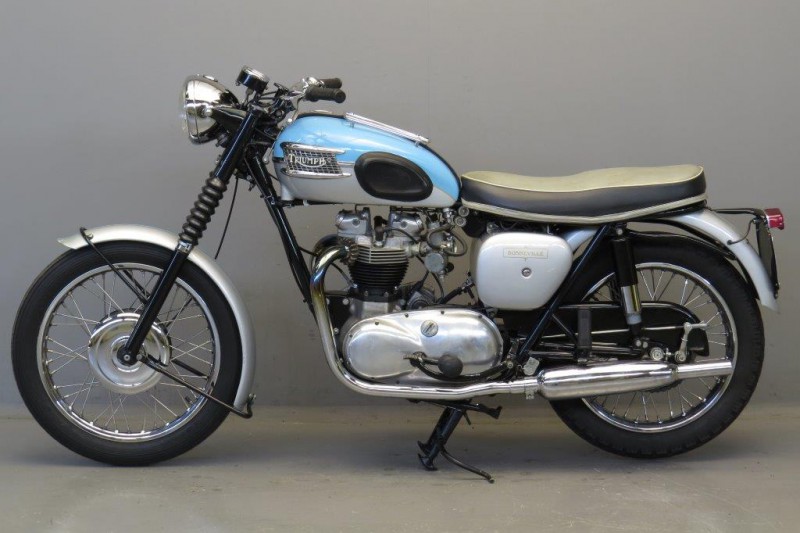 Triumph-1961-Bonneville-12990-2