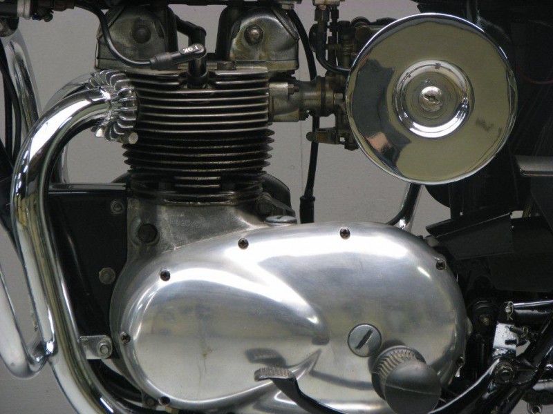 Triumph-1963-3TA-MvA-4