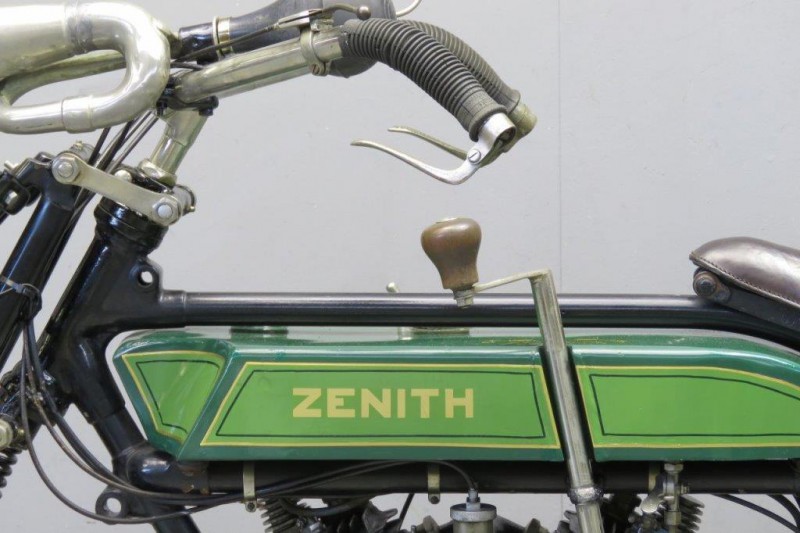 Zenith-1920-2603-7