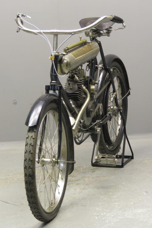 Moto-Reve-1910-2710-5