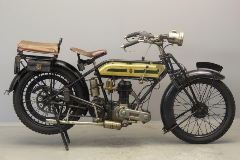 Triumph-1923-2807-1